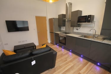 2 bed flat, Ridley Place, Denton, Newcastle, NE18JN - Image 1